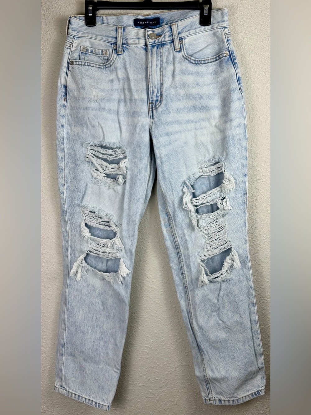 Aeropostale Curvy Mom Jeans Size 6 Acid Wash Distressed Ripped 90’s Grunge Denim